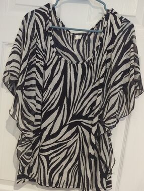 Perseption Black and White Zebra Print Blouse